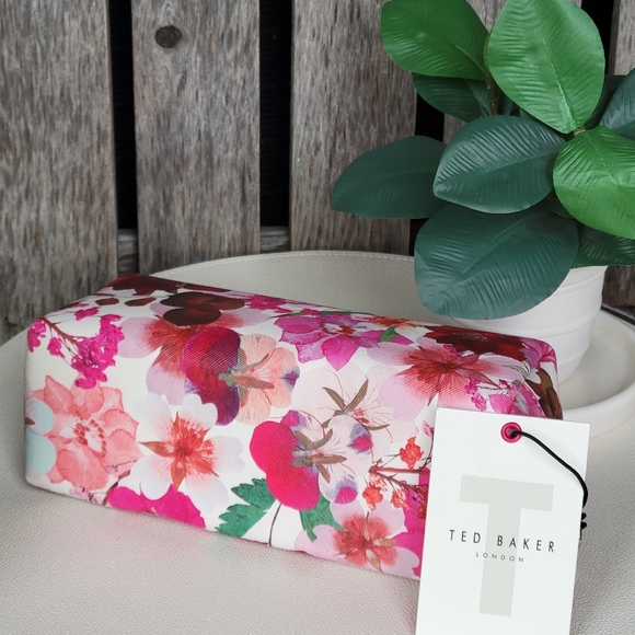NEW Ted Baker Pink and Red Pressed Flowers Loaf Cosmetic Bag - Picture 7 of 11